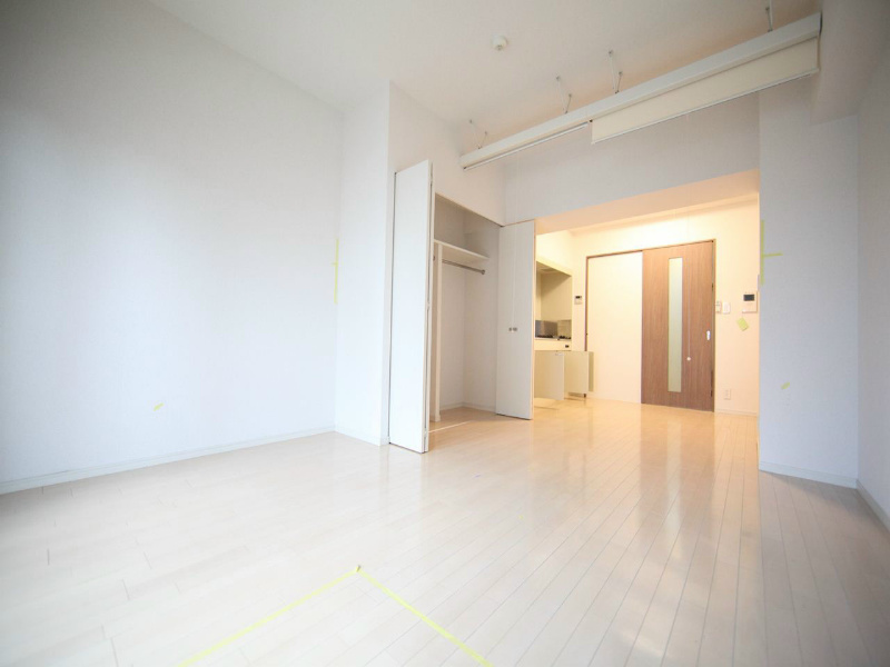 その他部屋・スペース　洋室14.2帖　クローゼット付（収納充実してます）