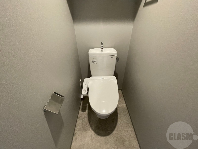 トイレ　温水洗浄便座で快適