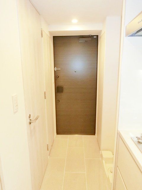 玄関　お部屋探しは株式会社　タウンハウジング　までお気軽にお問合…