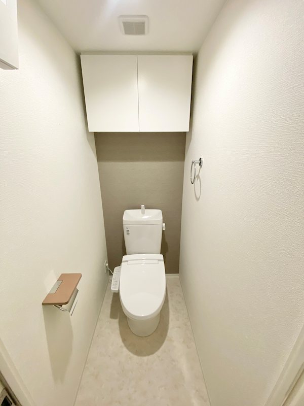 トイレ　ウォシュレット付