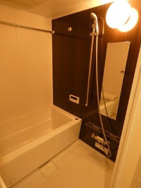 バス・シャワールーム　弊社は都内全域の物件が仲介手数料最大無料でご紹介可能です！