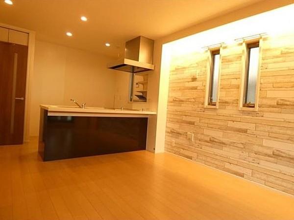 居室・リビング　弊社は都内全域の物件が仲介手数料最大無料でご紹介可能です！