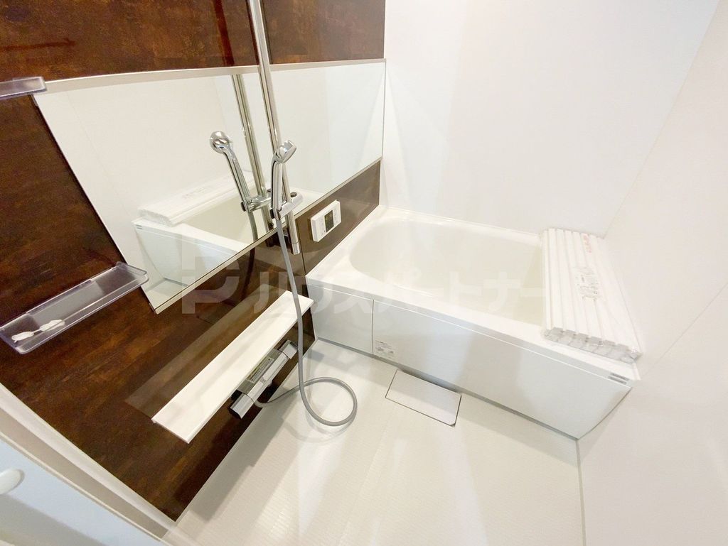 バス・シャワールーム　バス