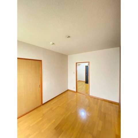 居室・リビング　※他部屋参考写真