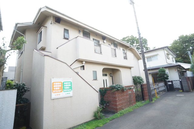 建物外観　閑静な住宅街の中にございます☆