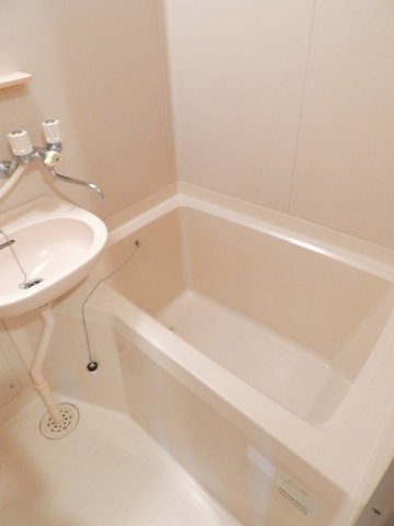 バス・シャワールーム　お風呂です