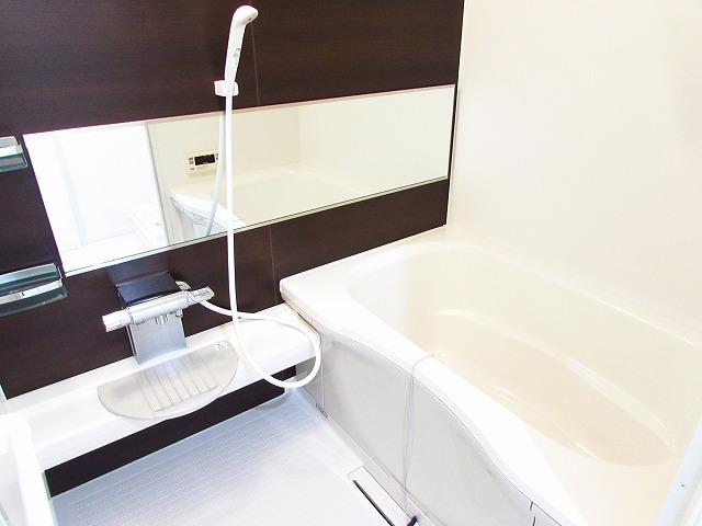 バス・シャワールーム　浴室