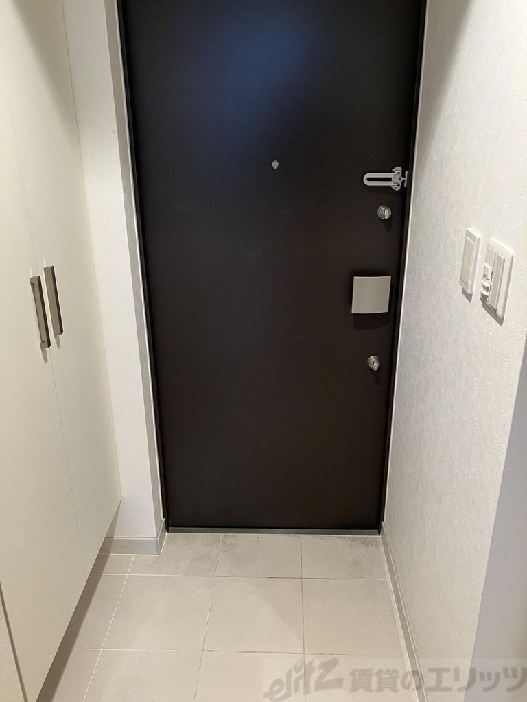 玄関　下駄箱