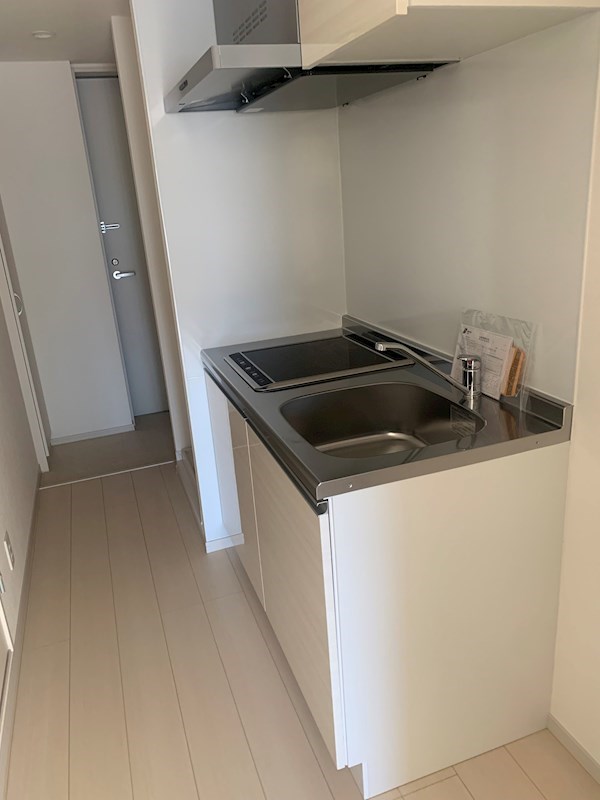 キッチン　同施工会社　内装写真