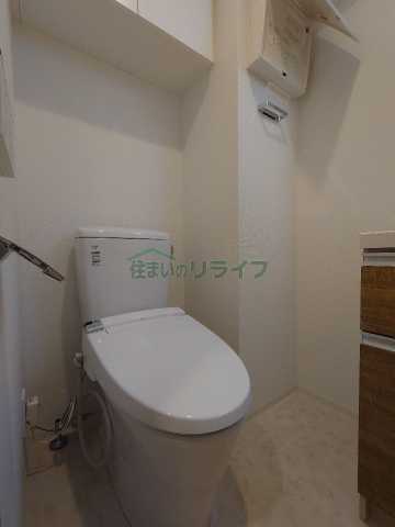 トイレ　※参考写真　当該建物の503号室からの写真となります。