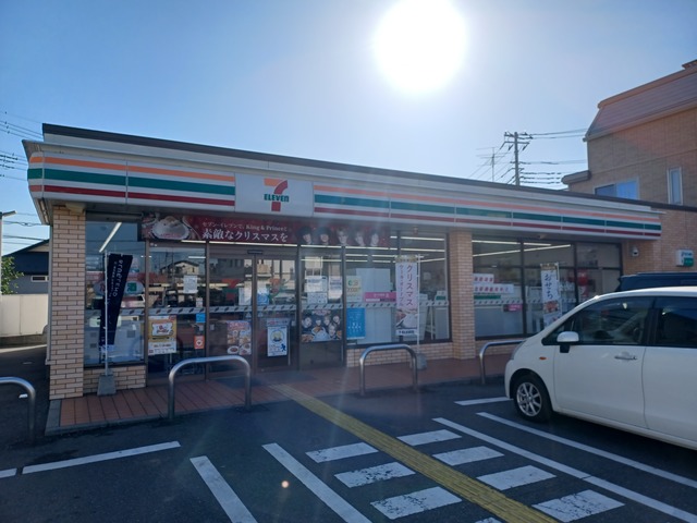 コンビニ　セブン-イレブン 草加金明通り店（コンビニ）まで402m
