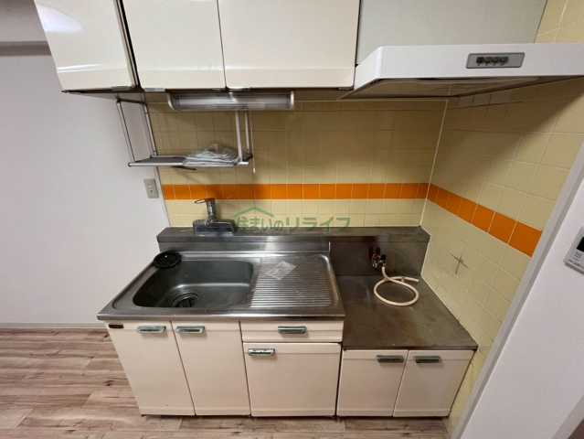 キッチン　※参考写真です。反転タイプのお部屋になります。