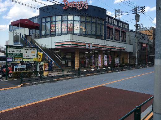 コンビニ　セブンイレブン台東谷中６丁目店（コンビニ）まで196m