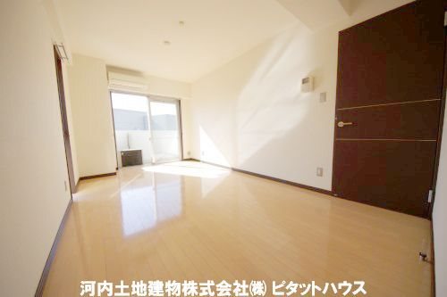 居室・リビング　１２．３帖ＬＤＫ