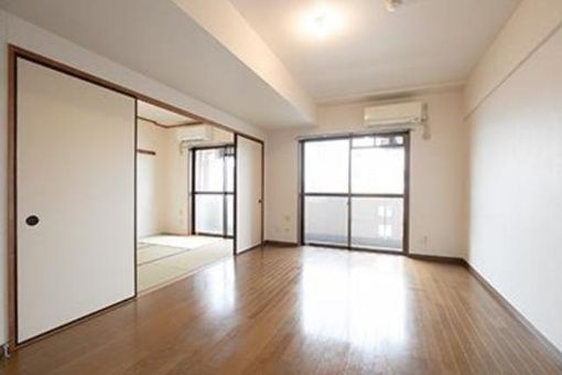 居室・リビング　☆明るい居室☆