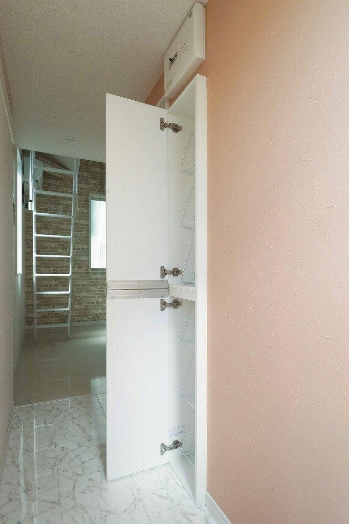 玄関　収納付きの玄関