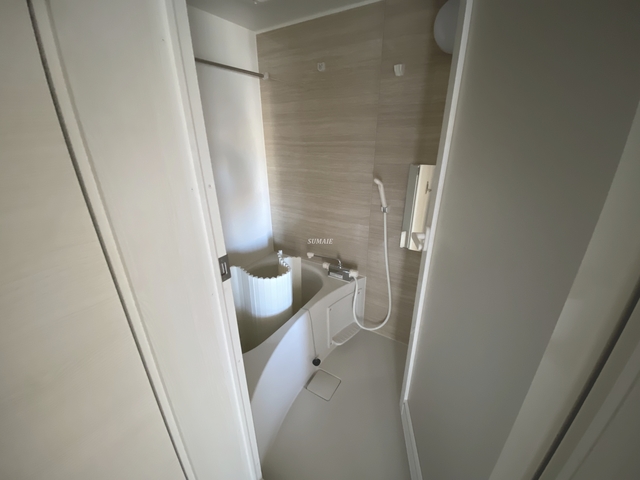 バス・シャワールーム　清潔バスルーム