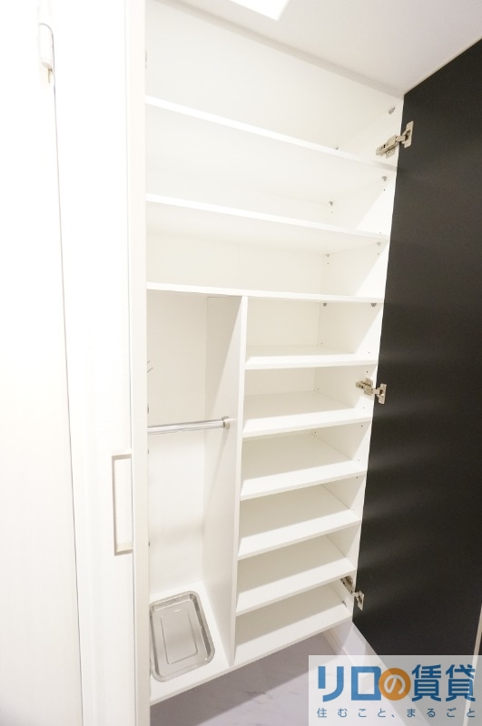 玄関　同タイプ参考画像