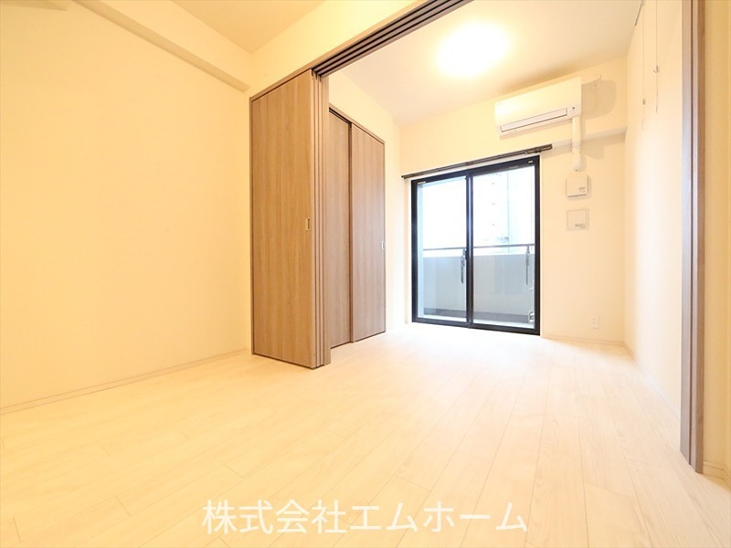 居室・リビング　DK5.5帖　洋室3.4帖とつなげても使えます