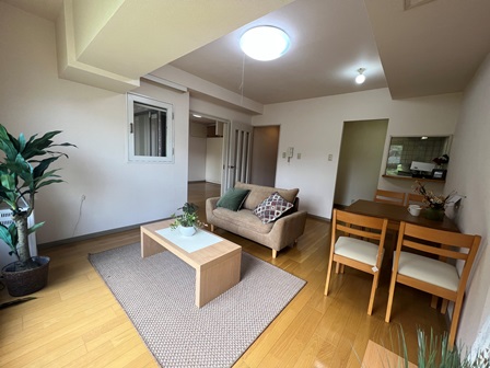 居室・リビング　同タイプ内観です。家具家電はつきません。