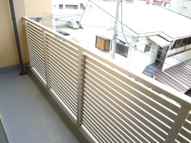 バルコニー　タウンハウジング仙川店まで♪