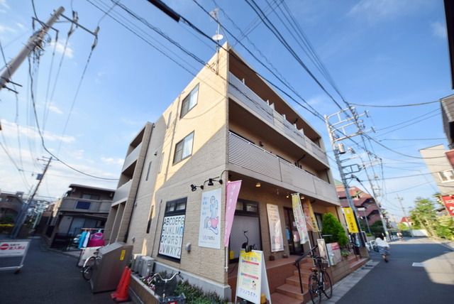 建物外観　タウンハウジング仙川店まで♪
