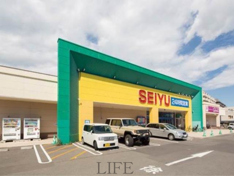 スーパー　西友福住店（スーパー）まで335m