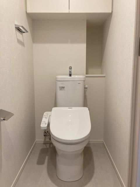トイレ　※写真は同タイプ住戸です。