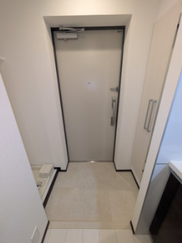 玄関　別タイプ参考写真
