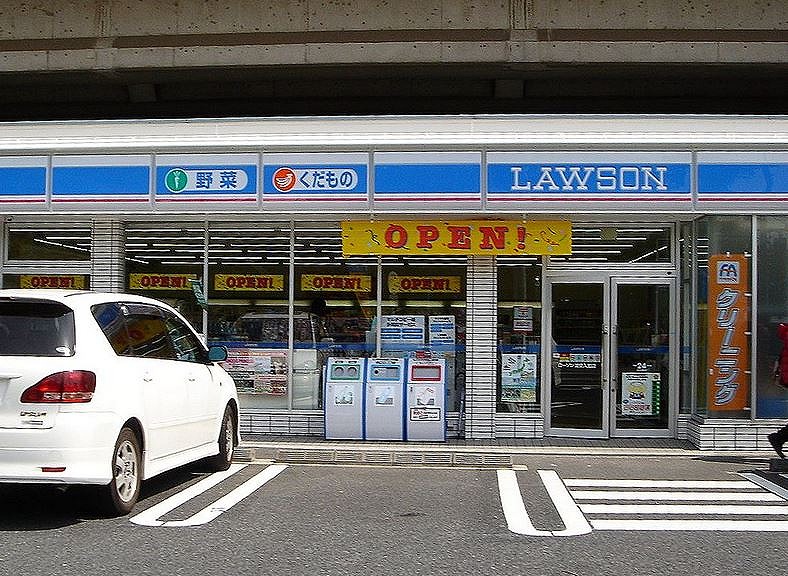 コンビニ　ローソン入船店（コンビニ）まで79m