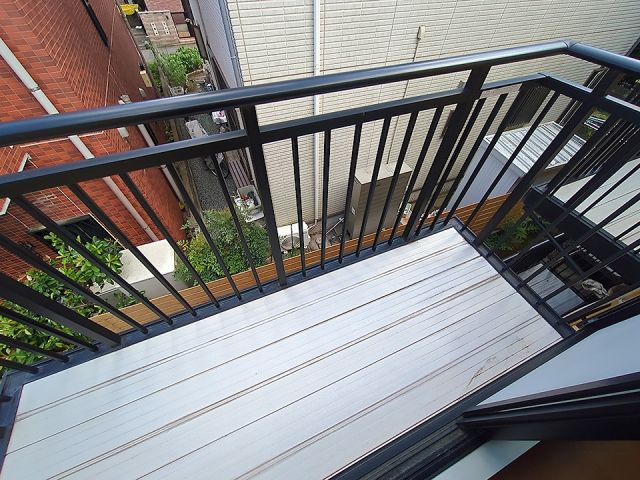 バルコニー