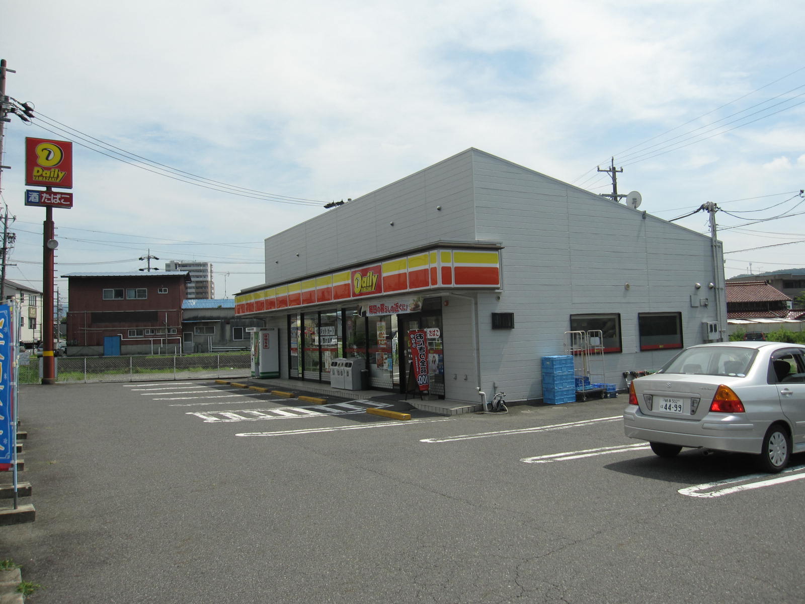 コンビニ　デイリーヤマザキ多治見宝町店（コンビニ）まで440m