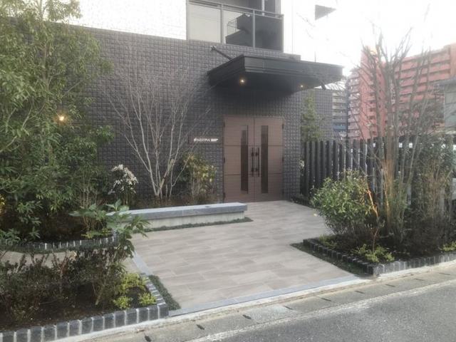エントランス　現状優先