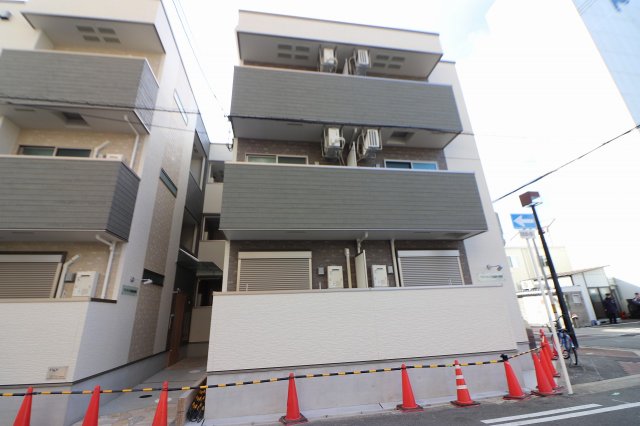 建物外観　外観は落ち着いています