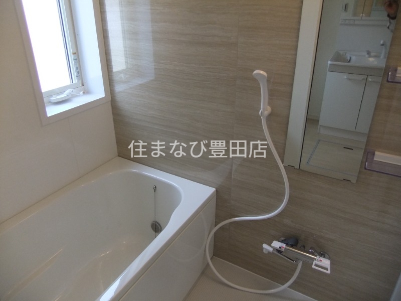バス・シャワールーム　同型タイプ