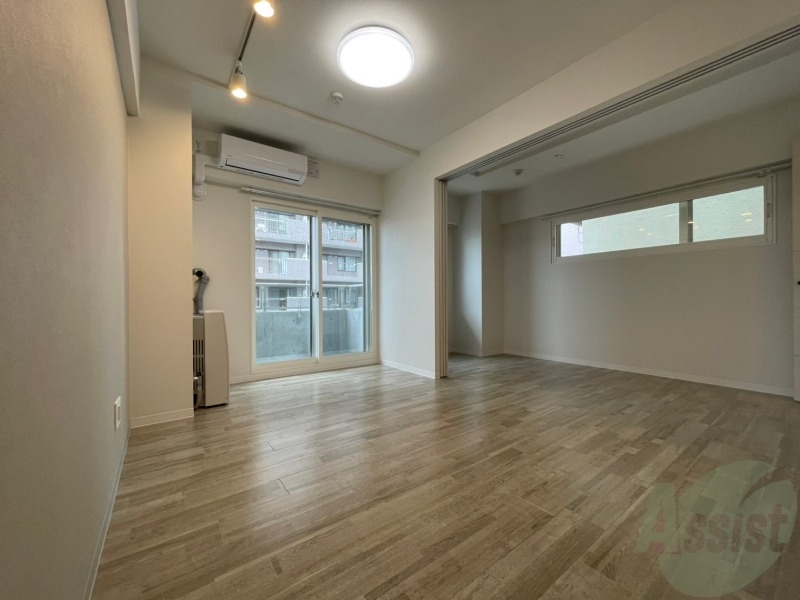 居室・リビング　広くてキレイなお部屋が広がっていて、充実した生活が送れそう。