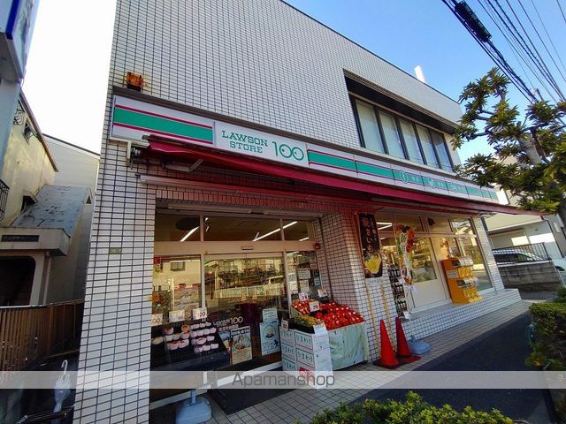 コンビニ　ローソンストア１００足立大谷田店（コンビニ）まで388m