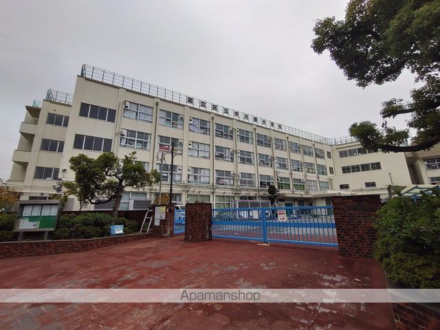 小学校　中川東小学校（小学校）まで478m