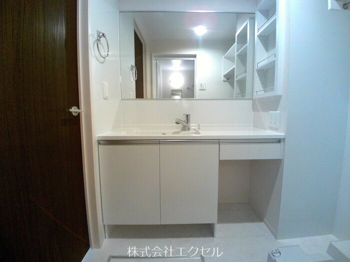 洗面設備　同建物別室の写真です。
