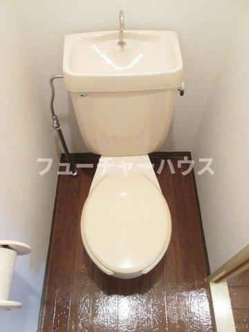 トイレ　清潔感のあるトイレです