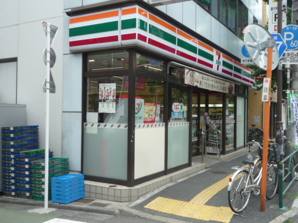 コンビニ　セブンイレブン文京目白台2丁目店（コンビニ）まで147m