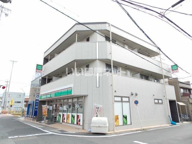 コンビニ　ローソン LM 名鉄喜多山駅前店（コンビニ）まで709m