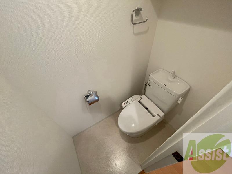 トイレ　トイレです。ウォシュレット付を探している方、おすすめです。