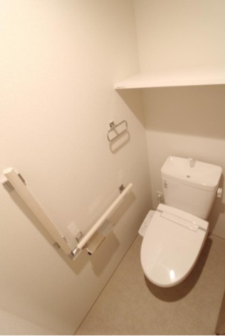 トイレ　清潔感のあるトイレです