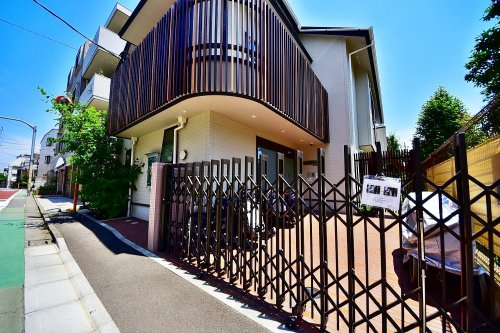 幼稚園・保育園　北沢みこころ保育園（幼稚園・保育園）まで878m