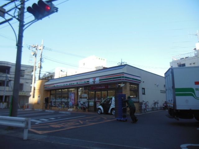 コンビニ　セブンイレブン川崎野川台店（コンビニ）まで204m