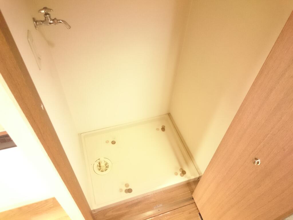 洗面設備　洗濯機置場