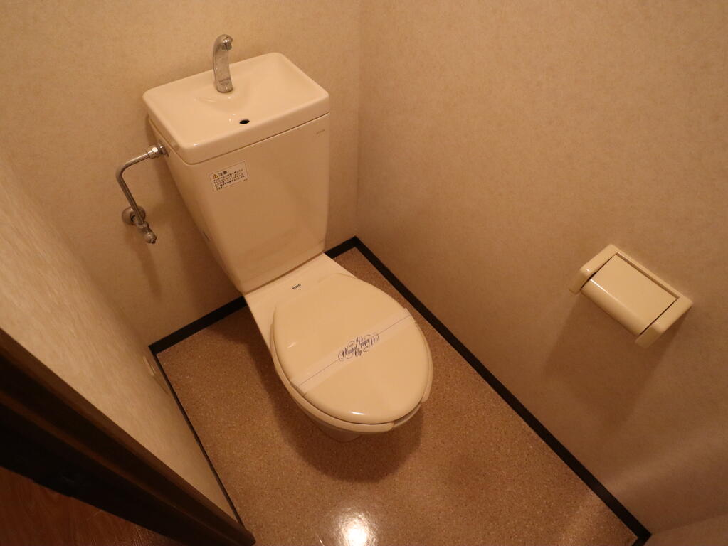 トイレ　トイレ