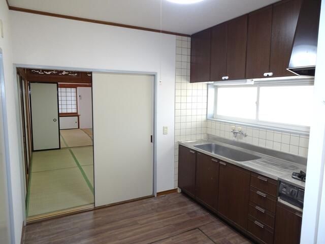 コーポサンパレスの居間写真