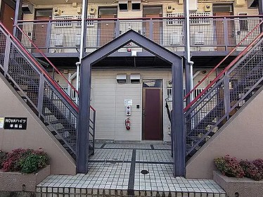 ＪＲ山手線 高田馬場駅 徒歩9分 2階建 築39年の外観写真